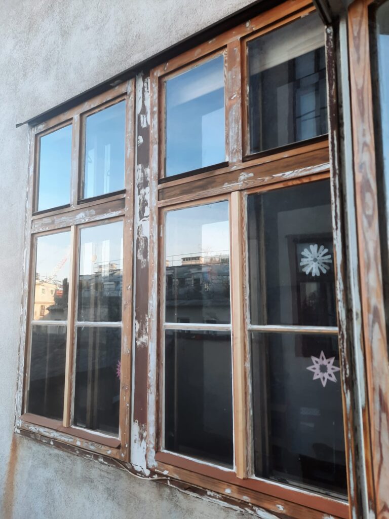 Kastenfenstersanierung vorher_ (7) Sanierung Alt-Wien-Fenster